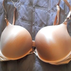 Victoria's secret bra
